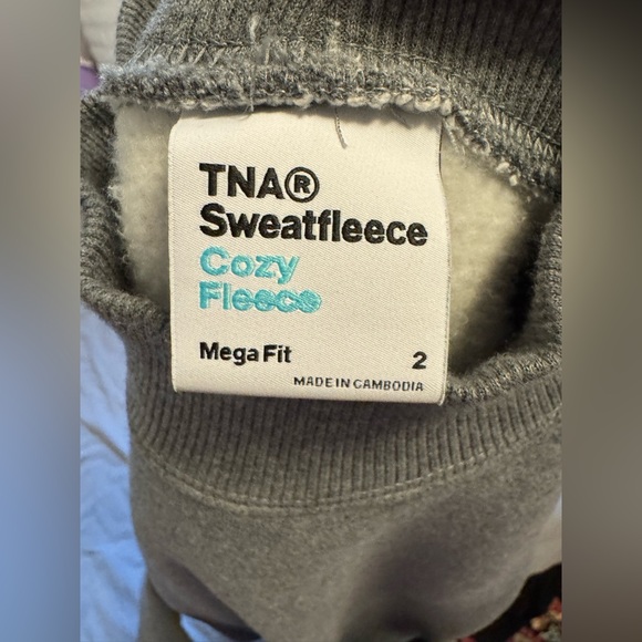 TNA Grey Sweatshirt - Picture 2 of 2